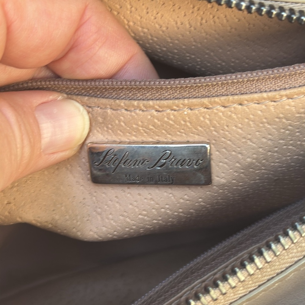 Setefano Bravo Woven Tan Tote Bag - Picture 9 of 10